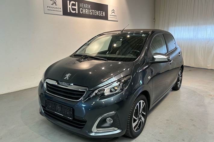Grå Peugeot 108 fra 2016