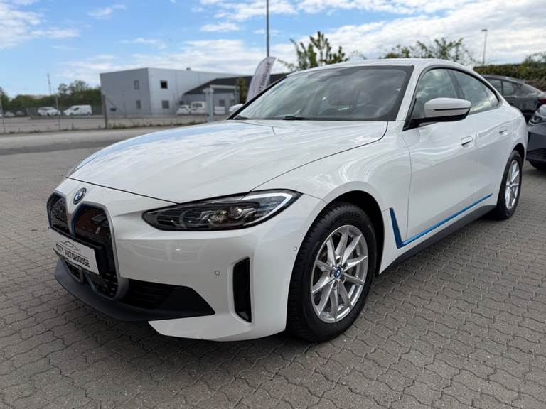 BMW i4 eDrive40