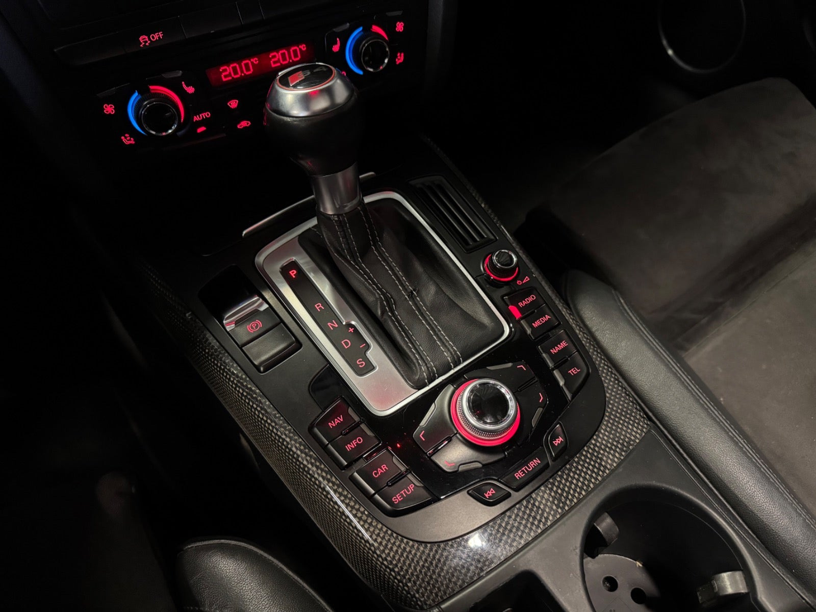Sort Audi S4 fra 2010