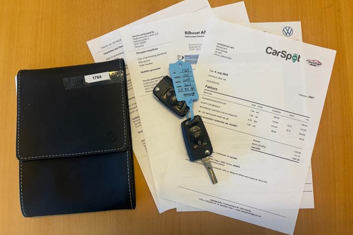 Grå VW Polo fra 2020