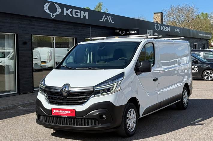 Hvid Renault Trafic T29 fra 2021