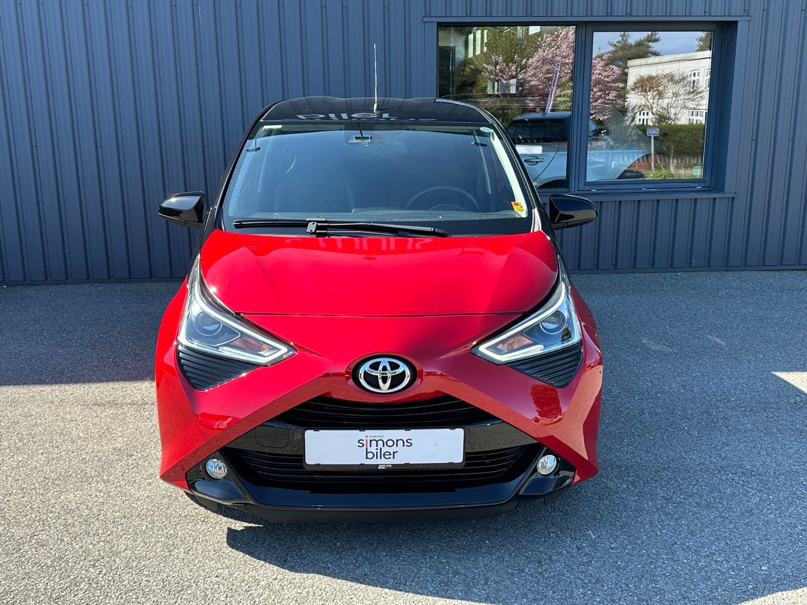 Grå Toyota Aygo fra 2020