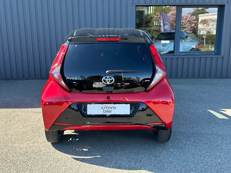 Toyota Aygo 1,0 VVT-i x-clusiv x-shift