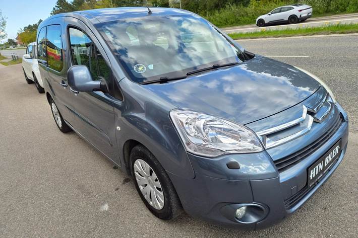 Grå Citroën Berlingo fra 2012