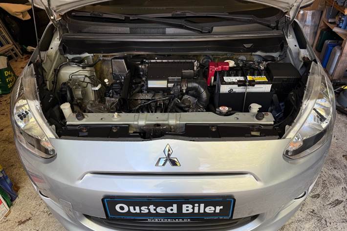 undefined Mitsubishi Space Star fra 2015