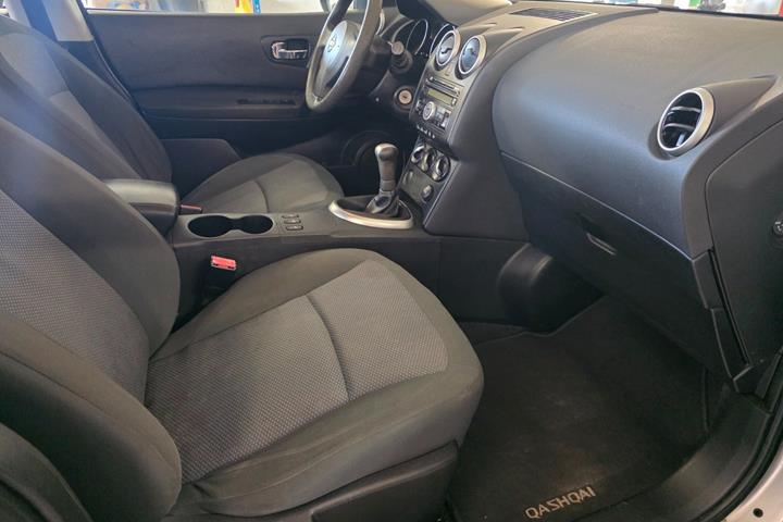 undefined Nissan Qashqai fra 2010