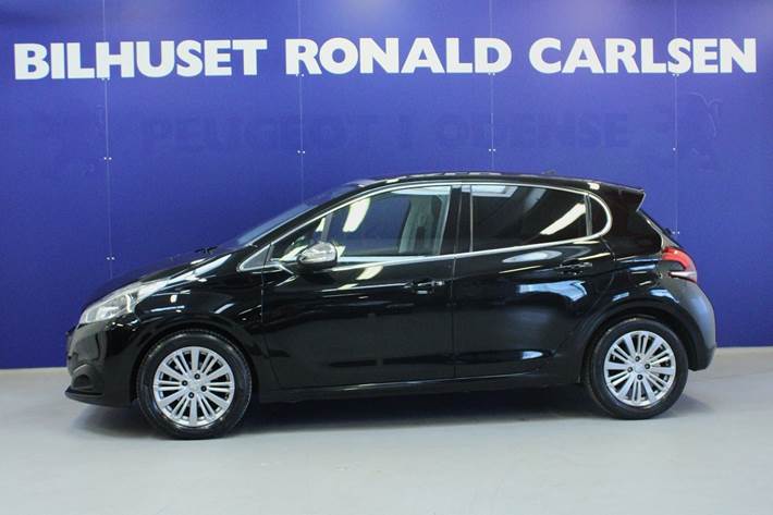 Sort Peugeot 208 fra 2019