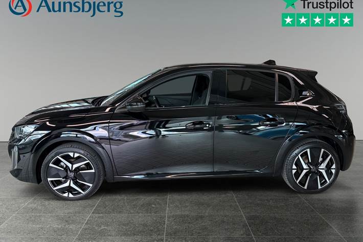 Sort Peugeot e-208 fra 2024