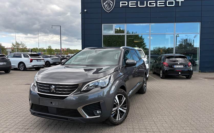 Peugeot 5008 1,2 e-THP 130 Strike 7prs