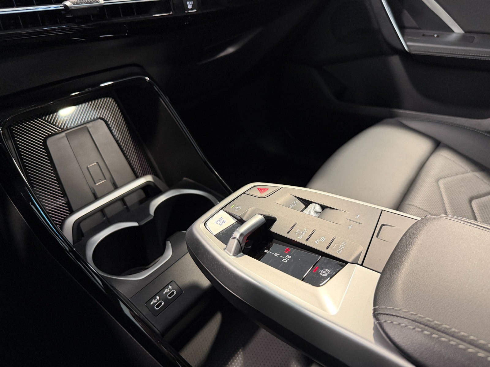 Sort BMW iX1 fra 2024