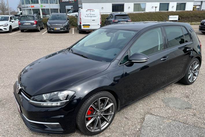 Sort VW Golf VII fra 2019