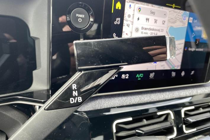 Hvid Renault 5 E-Tech fra 2025