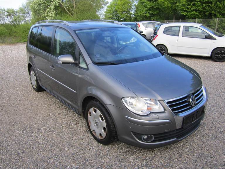 VW Touran 2,0 TDI DPF Highline DSG 140HK 6g Aut.