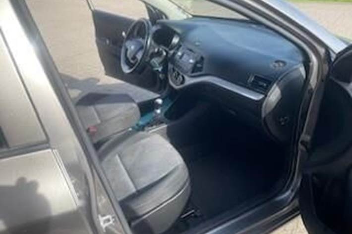 Sort Kia Picanto fra 2015