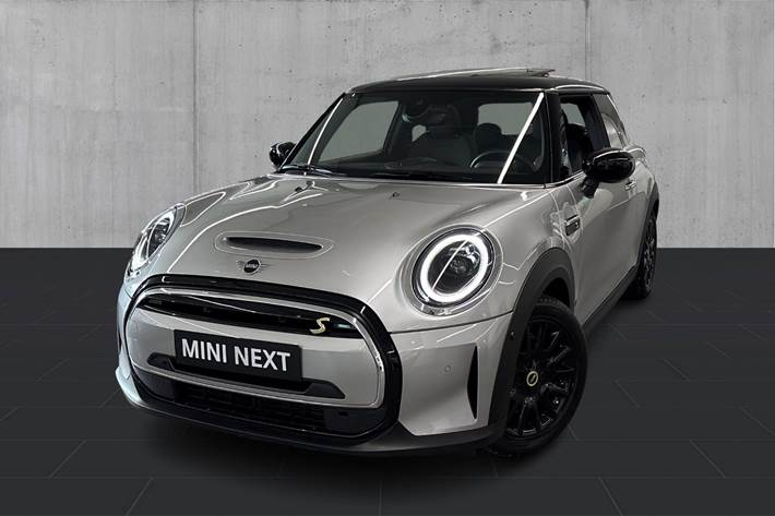 Sølv Mini Cooper SE fra 2023