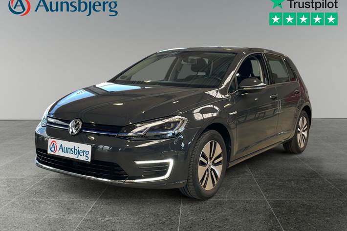 Grå VW e-Golf VII fra 2020