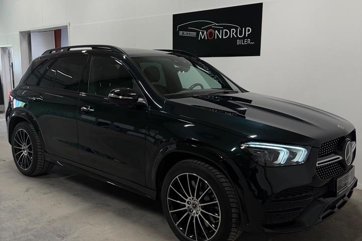 Grøn Mercedes GLE350 de fra 2022