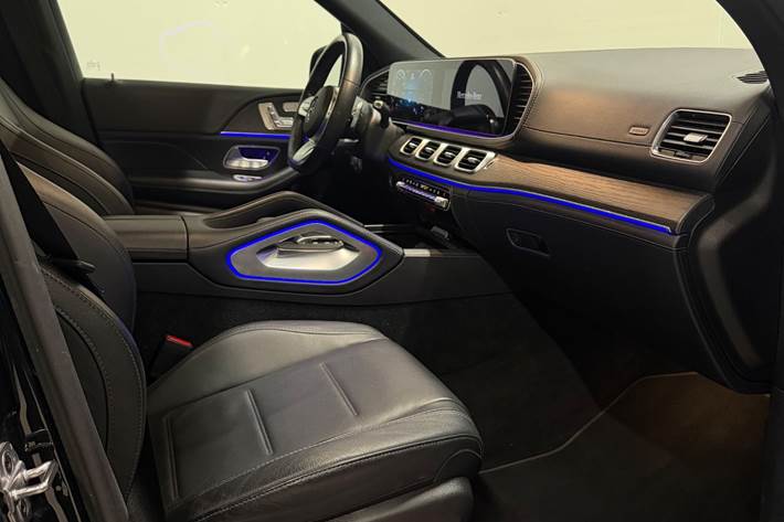Grøn Mercedes GLE350 de fra 2022