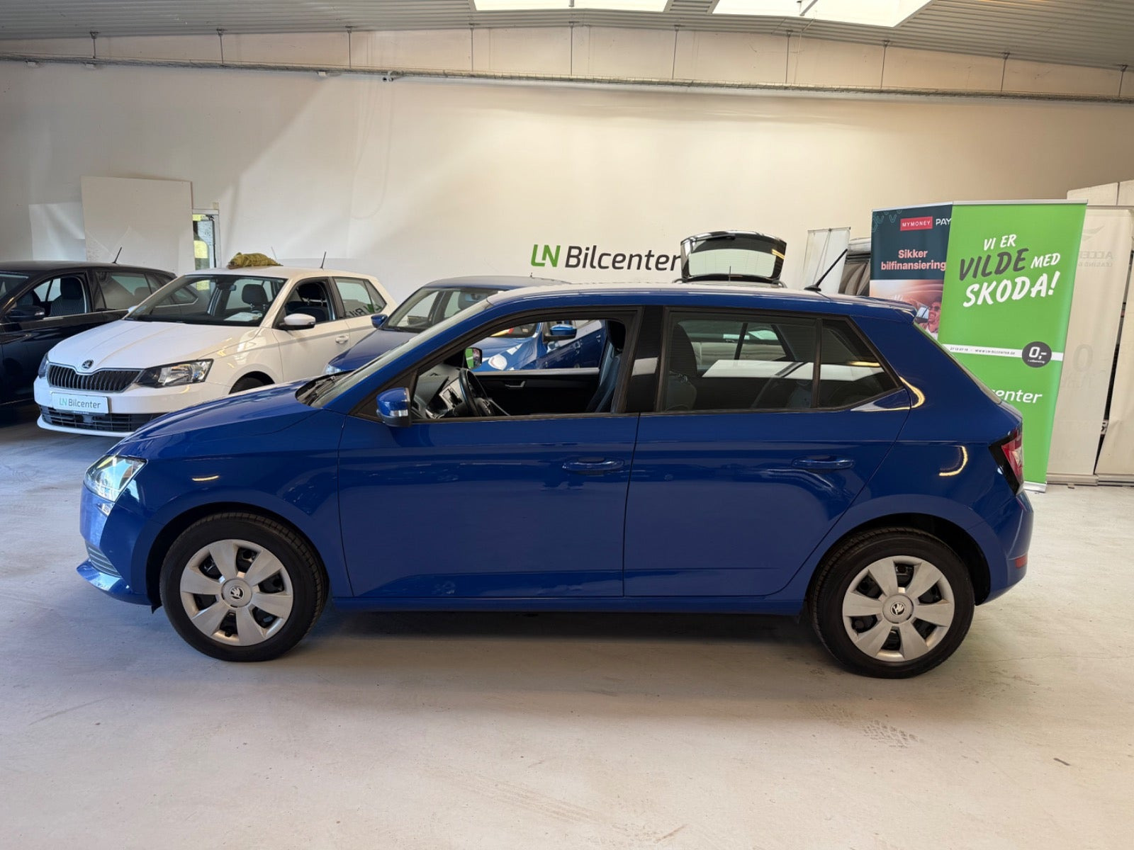 Blå Skoda Fabia fra 2019