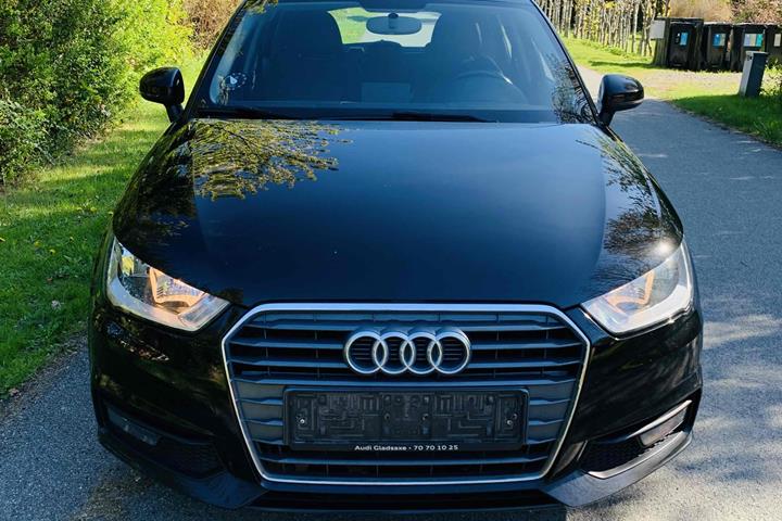 Sort Audi A1 fra 2018