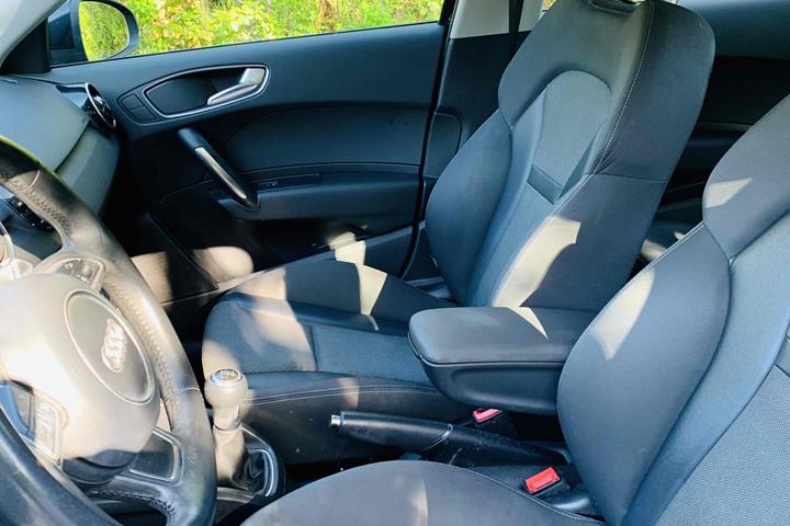 Sort Audi A1 fra 2018