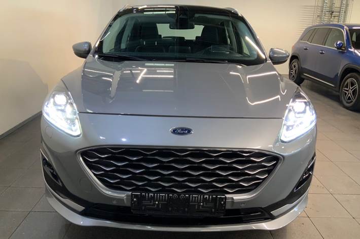 Sølv Ford Kuga fra 2020