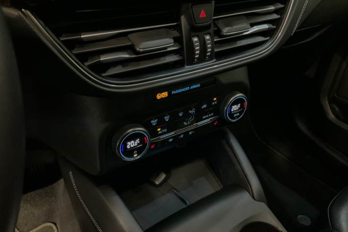Sølv Ford Kuga fra 2020