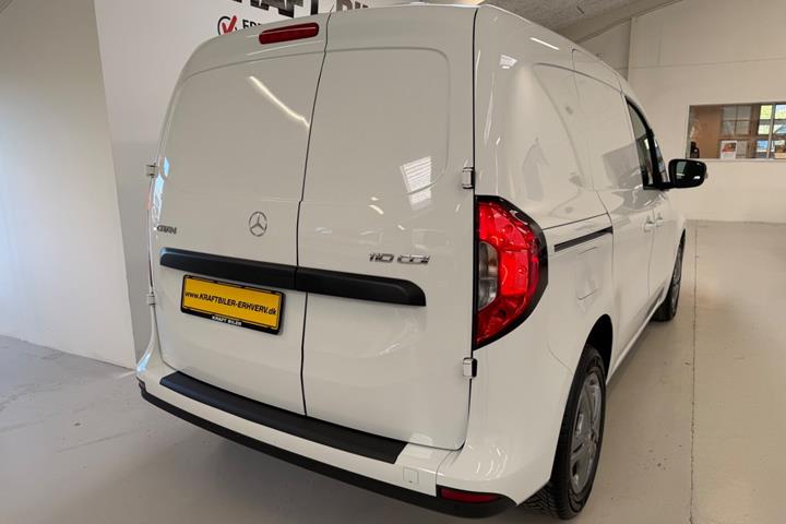 Hvid Mercedes Citan 110 fra 2023