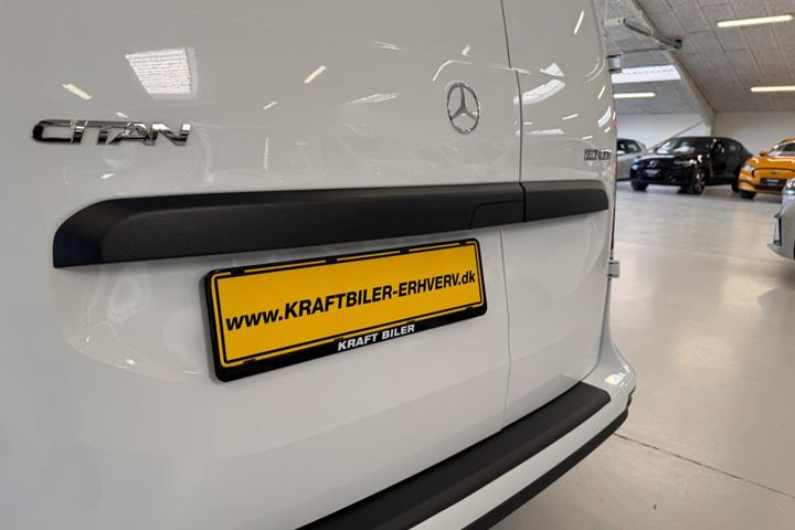 Hvid Mercedes Citan 110 fra 2023