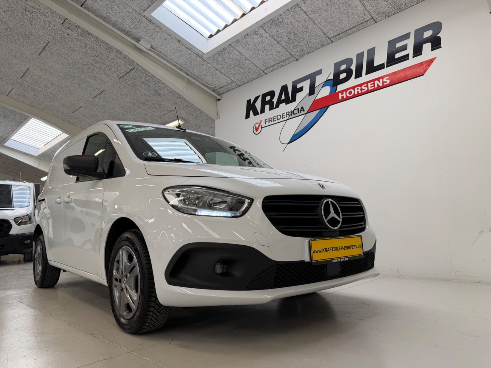 Hvid Mercedes Citan 110 fra 2023
