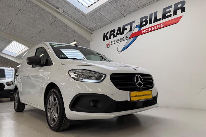Hvid Mercedes Citan 110 fra 2023