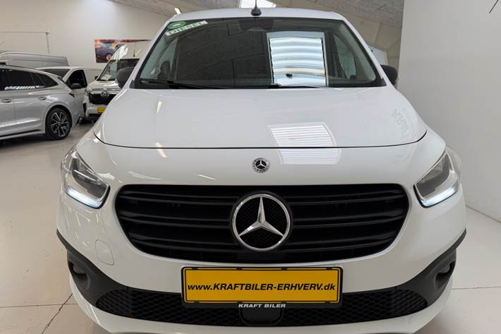 Hvid Mercedes Citan 110 fra 2023