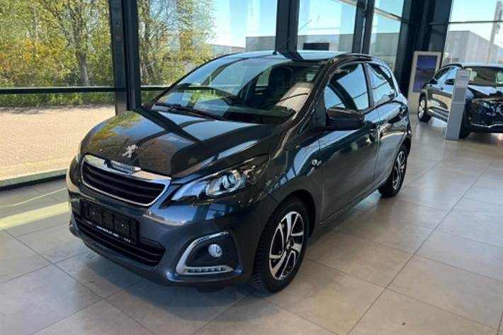 Grå Peugeot 108 fra 2019