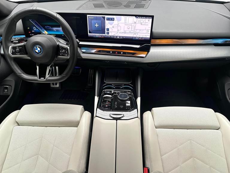 BMW i5 eDrive40 EL M-Sport 340HK Aut.