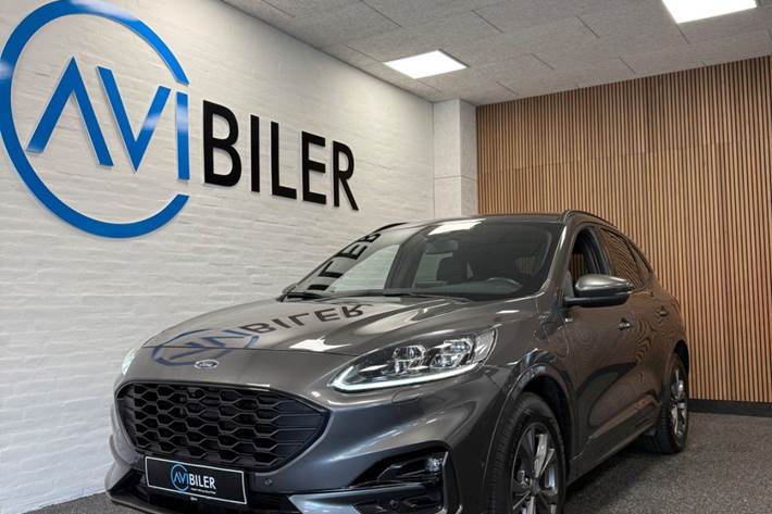 Grå Ford Kuga fra 2022