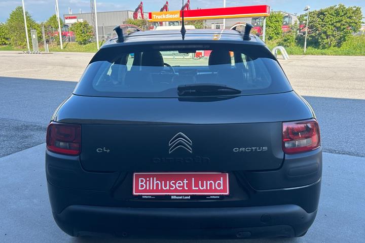 Sort Citroën C4 Cactus fra 2016