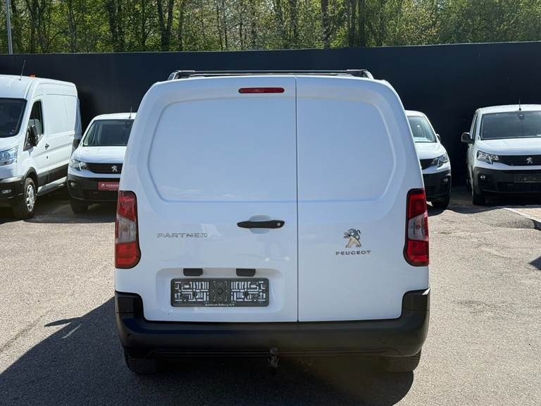 Peugeot Partner 1,5 BlueHDi 130 L2V2 Plus EAT8 Van