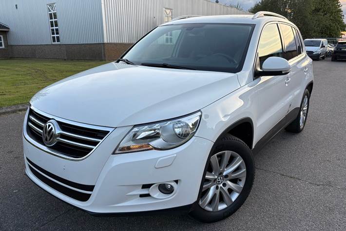 Hvid VW Tiguan fra 2009