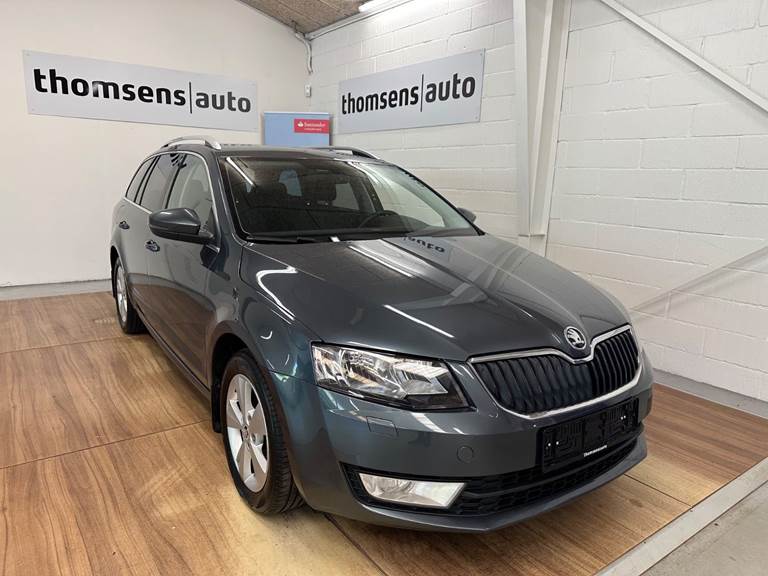 Skoda Octavia 1,6 TDi 105 Ambition Combi DSG
