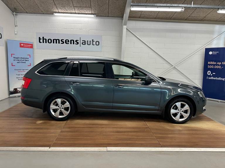 Skoda Octavia 1,6 TDi 105 Ambition Combi DSG