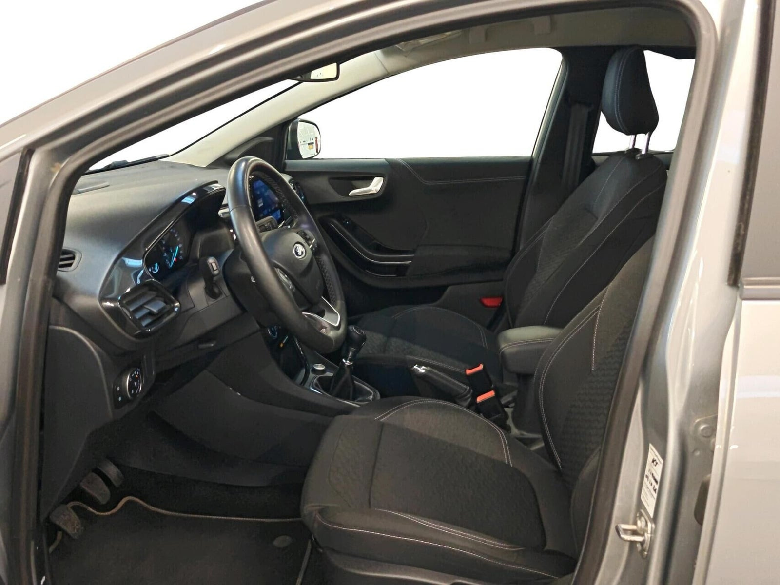 Grå Ford Puma fra 2020