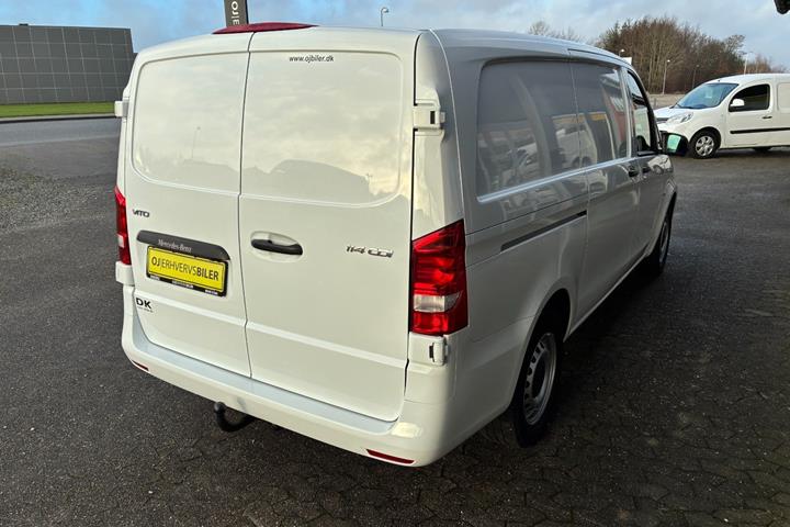 undefined Mercedes Vito 114 fra 2022