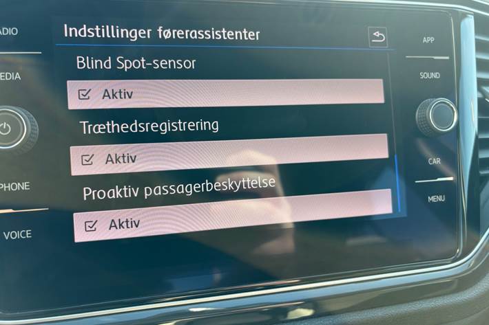 Grå VW T-Roc fra 2020