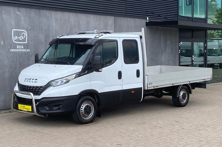 Hvid Iveco Daily fra 2020