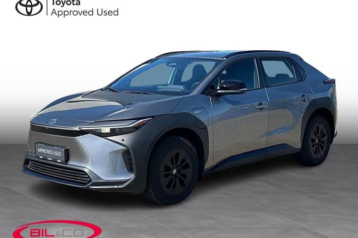 undefined Toyota bZ4X SUV fra 2025