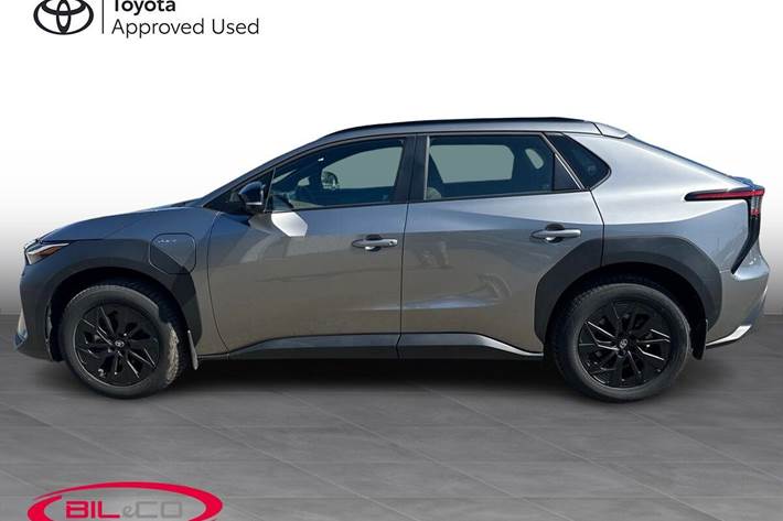 undefined Toyota bZ4X SUV fra 2025