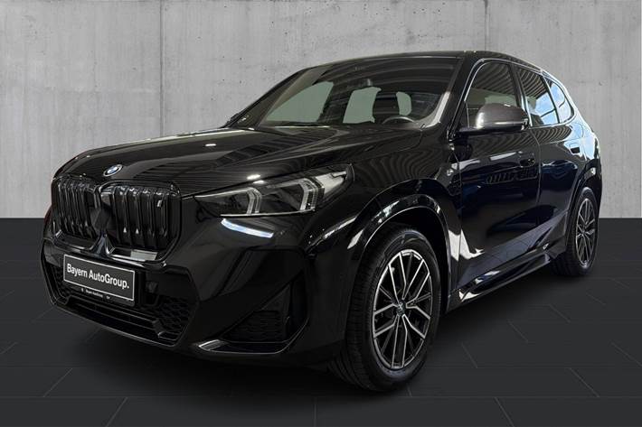 Sort BMW iX1 fra 2024