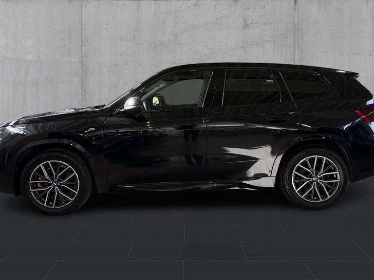 BMW iX1 xDrive30 M-Sport