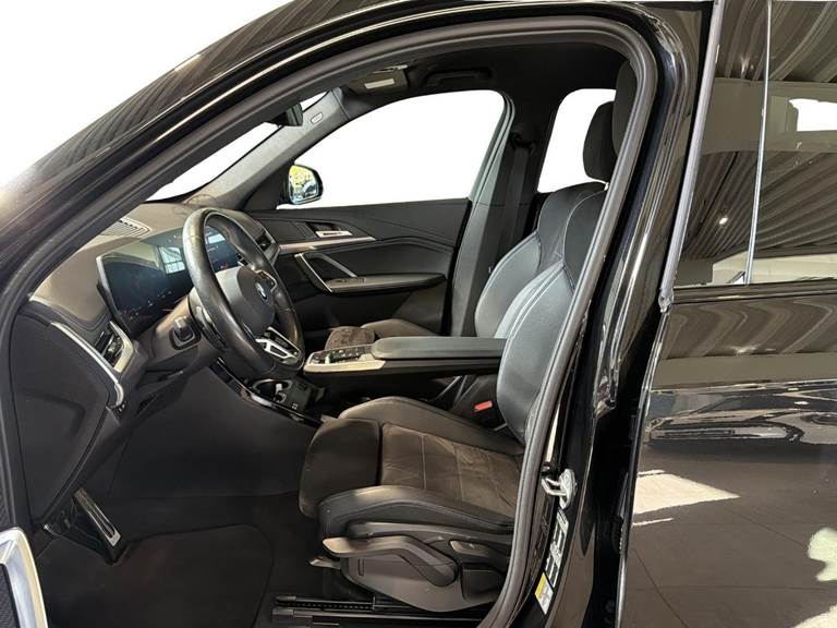 BMW iX1 xDrive30 M-Sport
