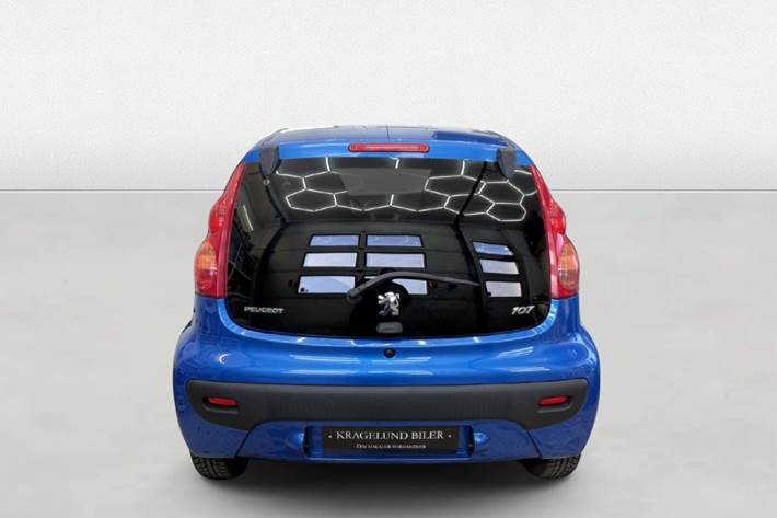 undefined Peugeot 107 fra 2011